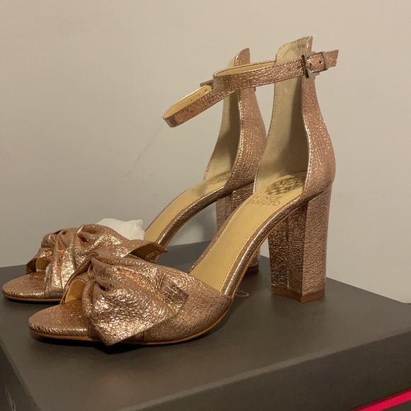 New Vince Camuto  Carrelen Heeled Sandal!!! - Picture 2 of 5